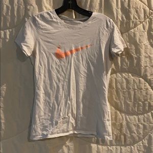Nike T-shirt